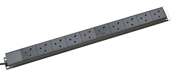 RPP XAR10 MULTIPRISE RACK 10x prises BS1363, inclinée à 45°